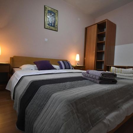 Apartments Jasna Traù Esterno foto